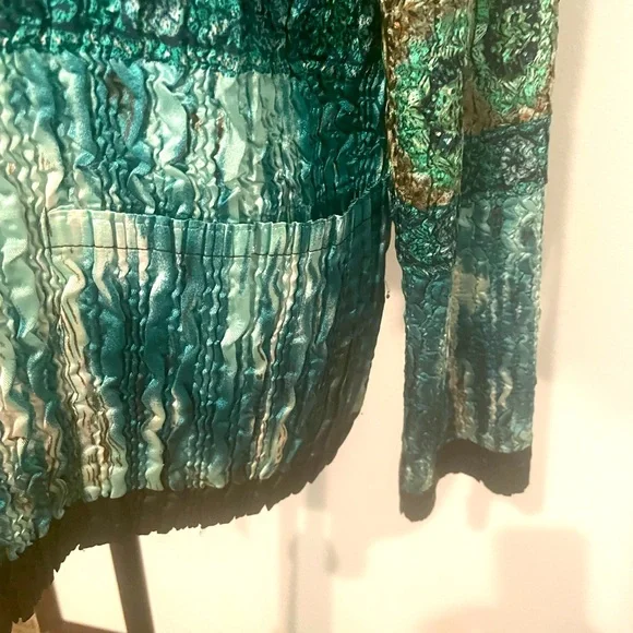 Tania Nardi Textured Black Turquoises Multi Colored Jacket & Sleeveless Top - Picture 6 of 10